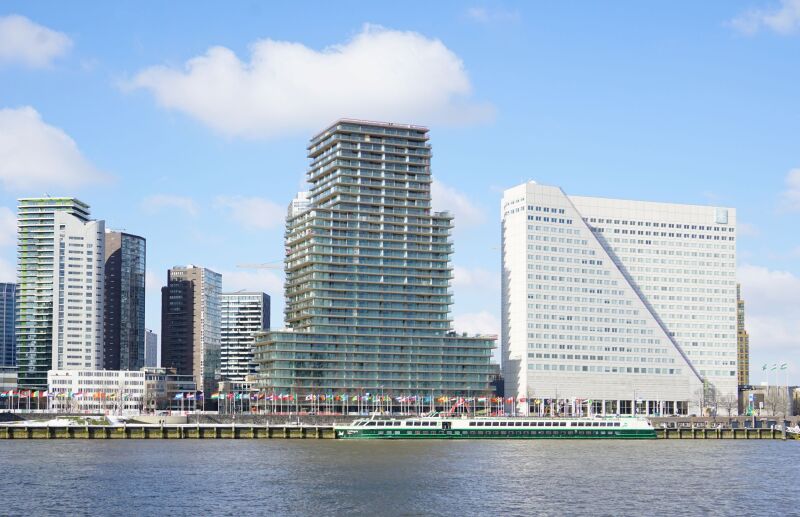 Foto Eine Fassade mit Wow-Effekt, Rotterdam, Niederlande