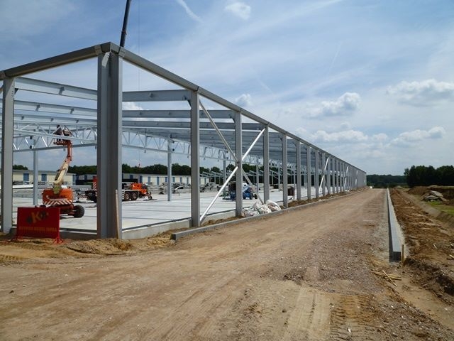 Foto Expanding logistics center Neptunus Structures, Kessel, The Netherlands