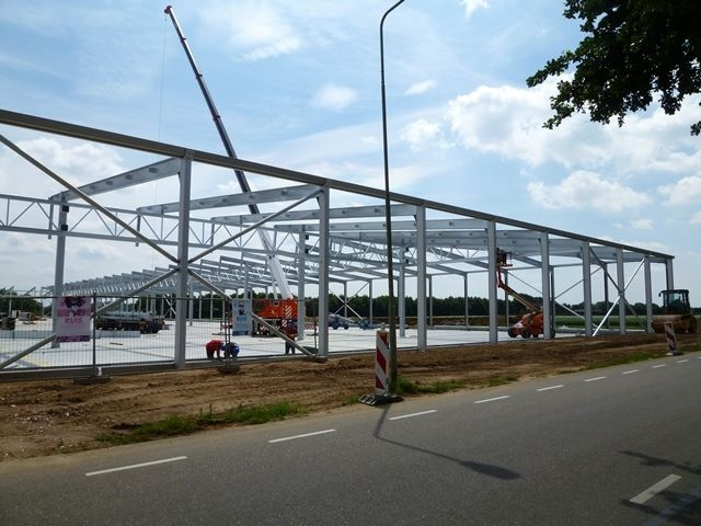 Foto Expanding logistics center Neptunus Structures, Kessel, The Netherlands